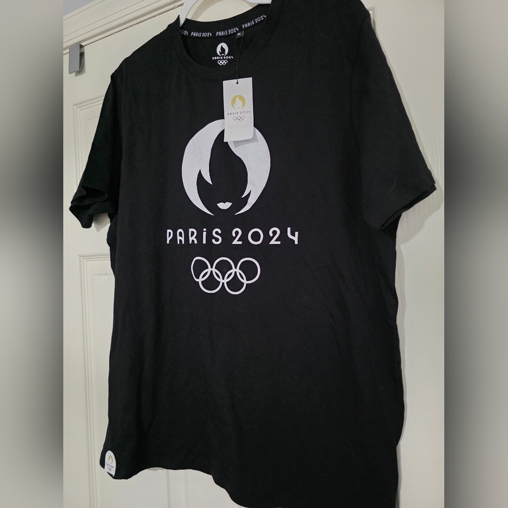 Paris 2024 Olympics Logo Gaphic T-Shirt in black Size XL Mens New With Tags